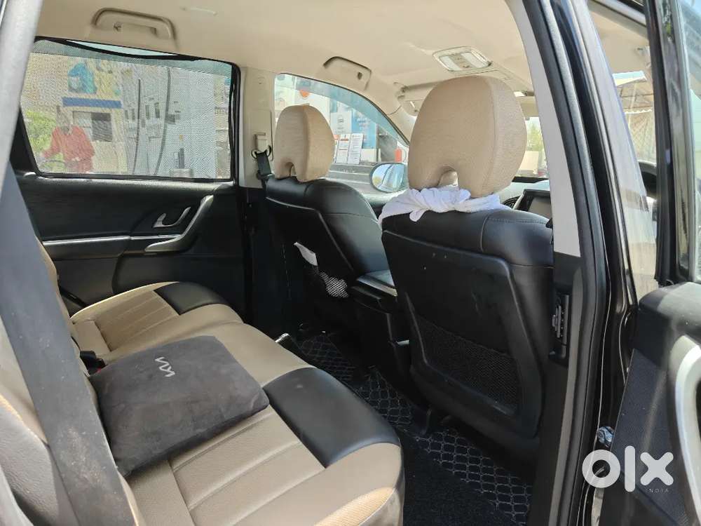 Xuv 500 W7 Diesel Single Handed Driven In Great Condition.