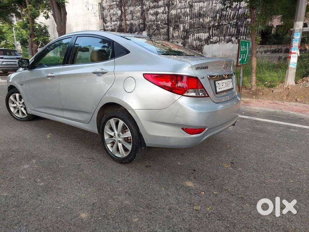 Hyundai Verna Fluidic 1.6 Vtvt Sx, 2012, Cng & Hybrids