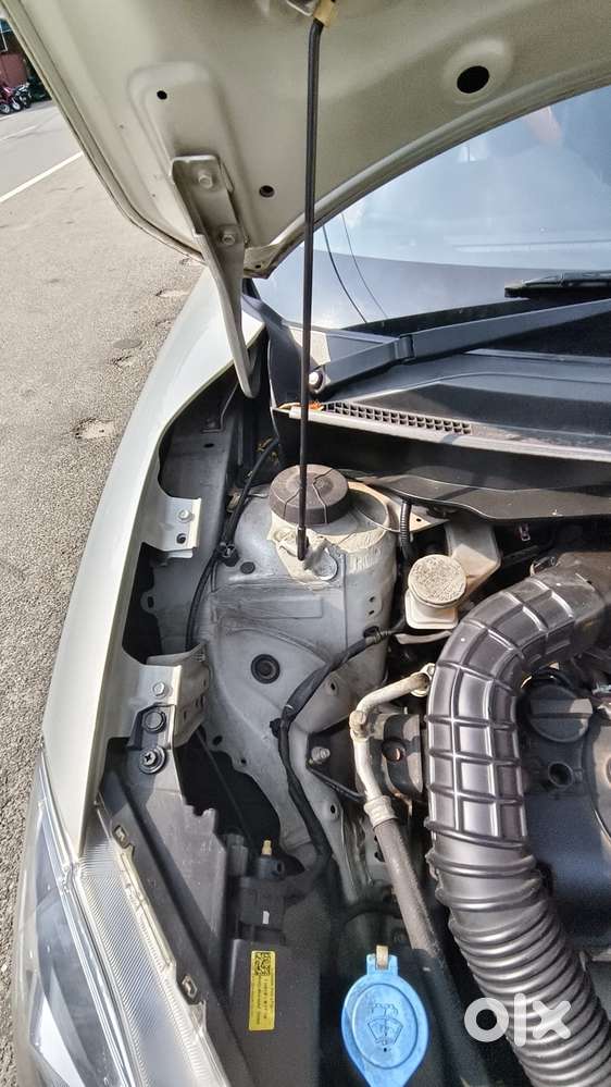 Maruti Suzuki Swift Vxi + Manual, 2019, Petrol