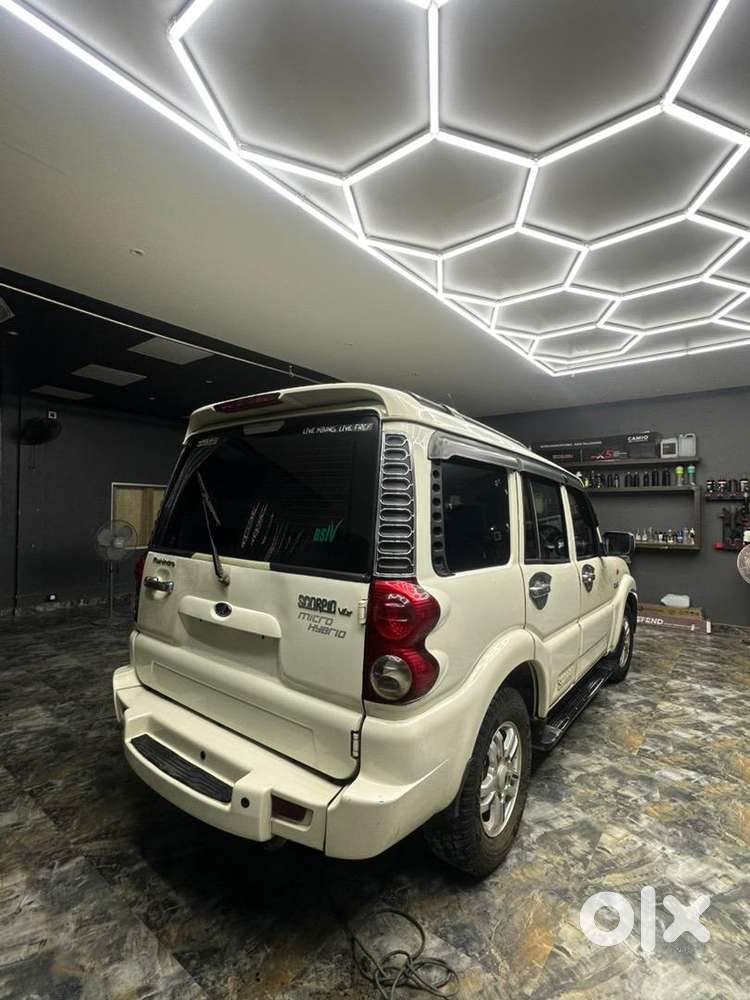 Mahindra Scorpio 2014 Diesel Well Maintained