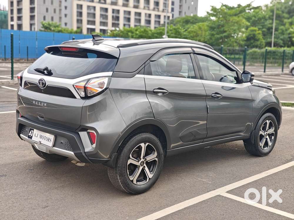 Tata Nexon Xz Plus (hs), 2022, Petrol