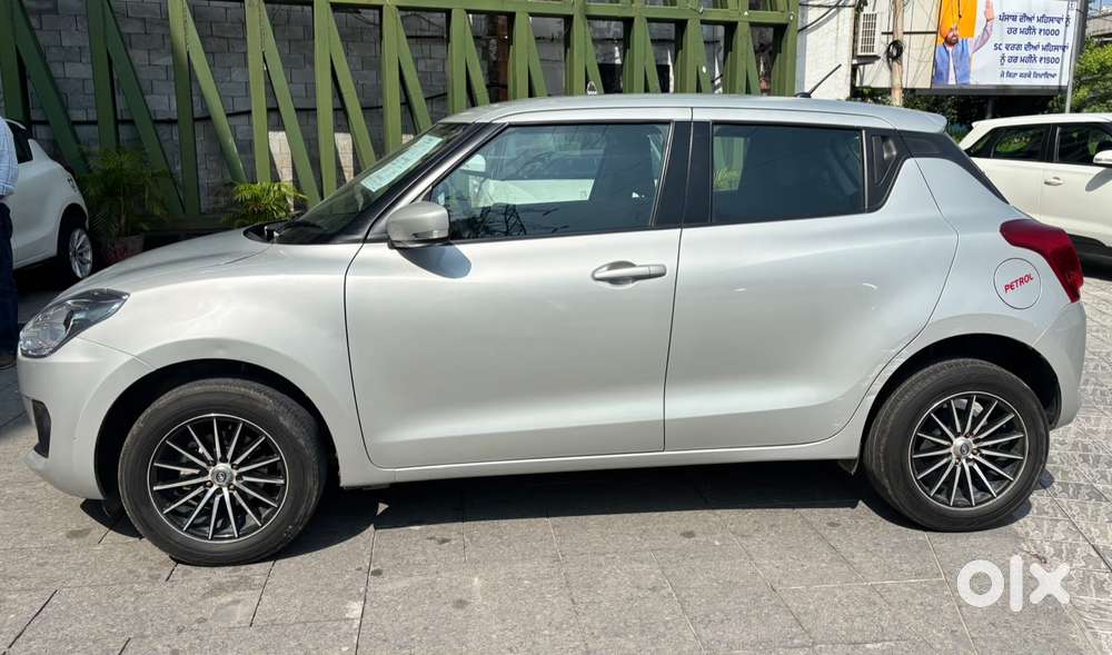 Maruti Suzuki Swift 1.2 Vxi (o), 2023, Petrol