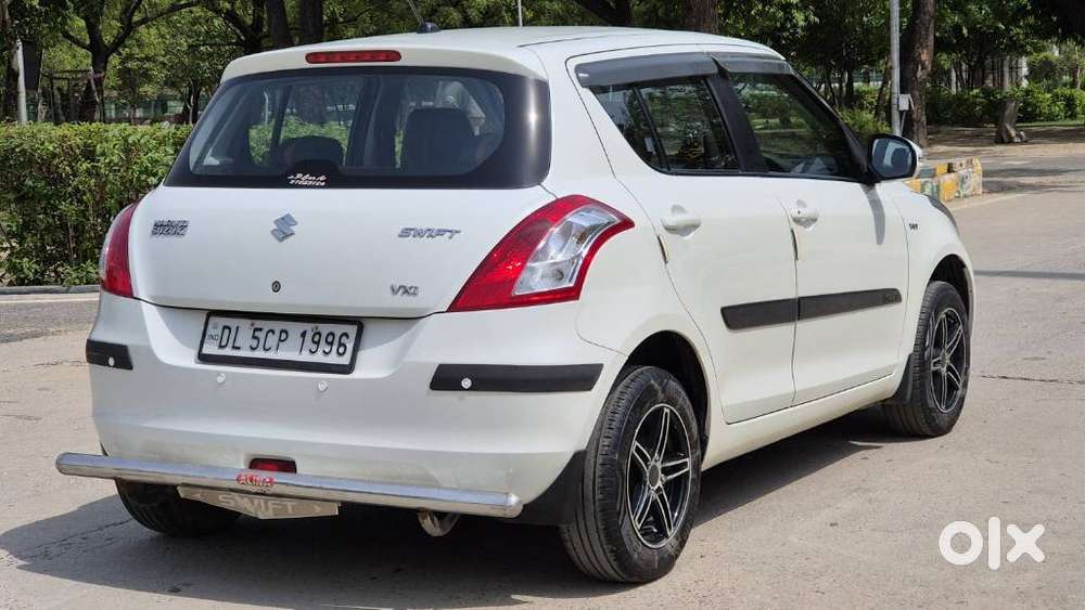 Maruti Suzuki Swift 1.2 Vxi (o), 2017, Petrol