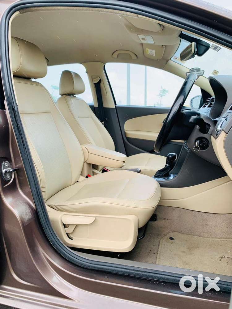 Volkswagen Vento 1.2 Tsi Highline Plus At, 2017, Petrol