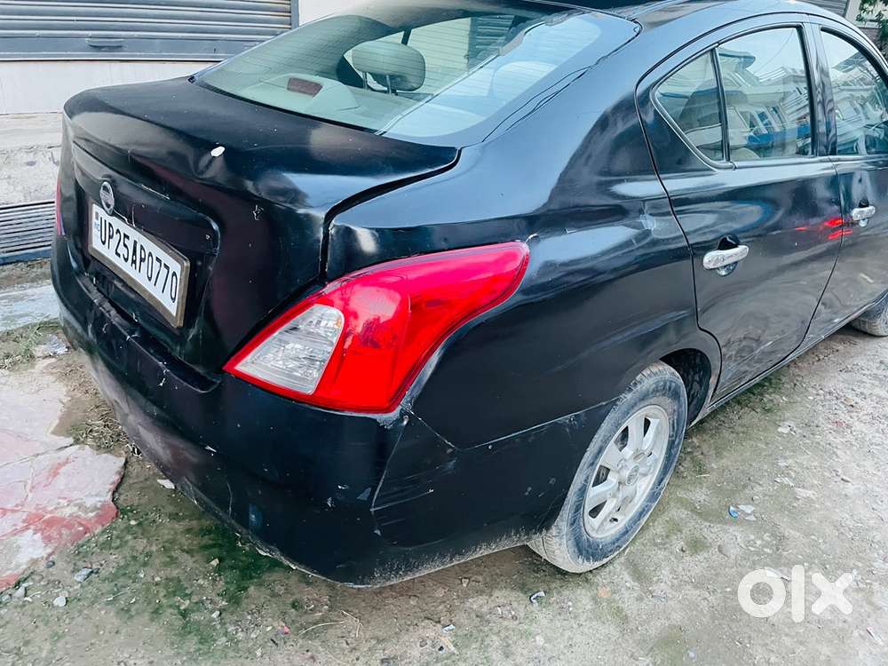 Nissan Sunny Petrol 2011