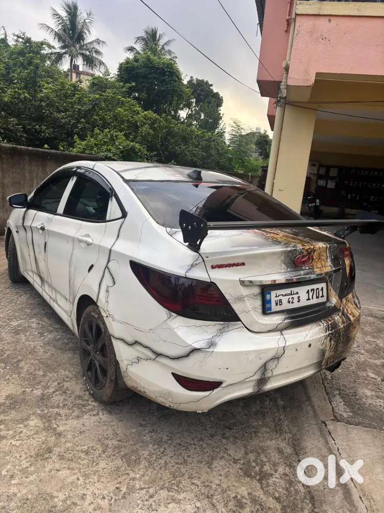 Hyundai Verna 2011 Diesel 40000 Km Driven Fully Customised