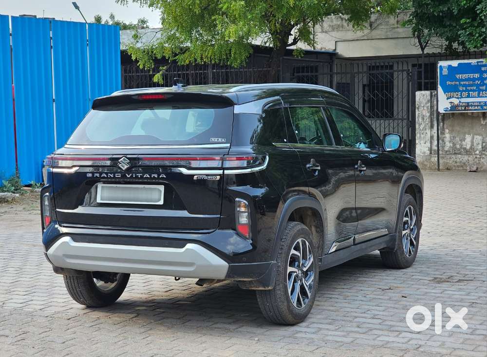 Maruti Suzuki Grand Vitara 1.5 Zeta Plus Intelligent Hybrid Ecvt, 20..