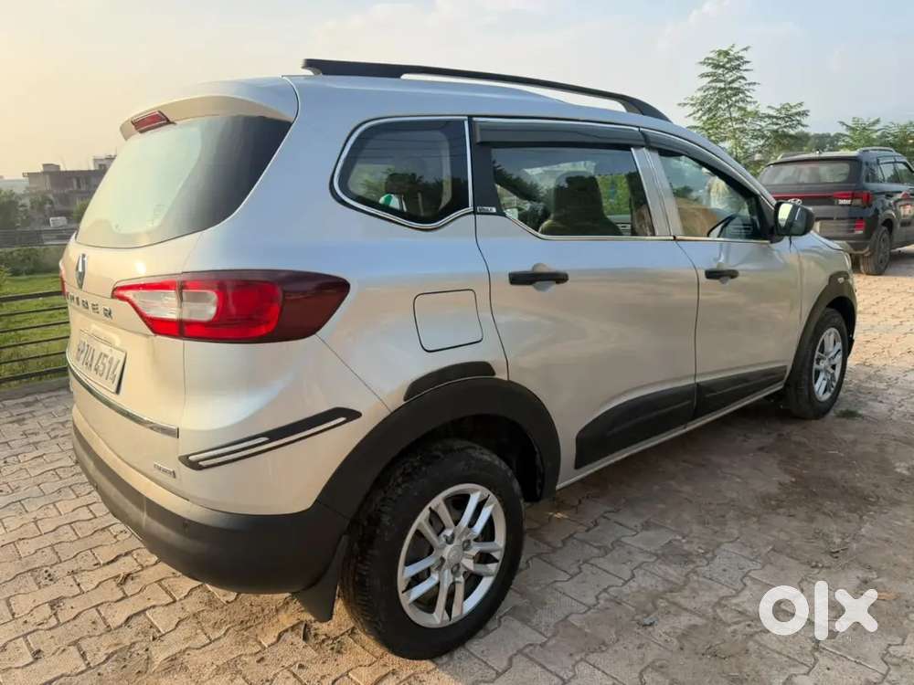 Renault Triber 1.0 Rxl 2021    7 Seater Vehicles