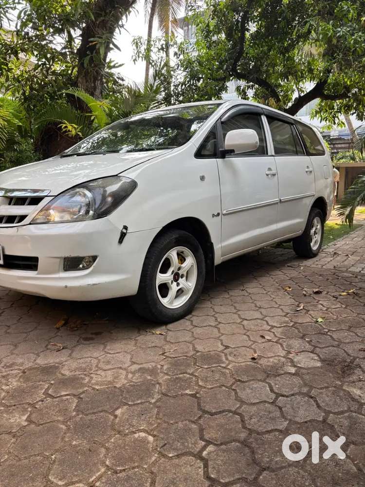 Toyota Innova 2006