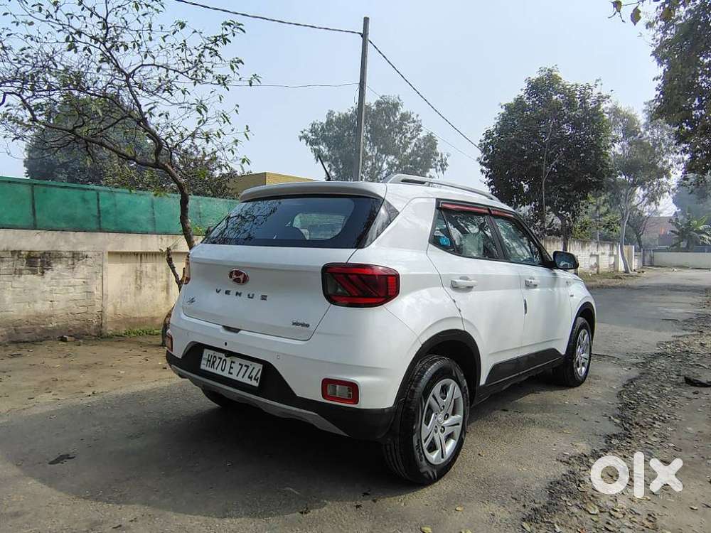 Hyundai Venue S Turbo Dct, 2019, Petrol