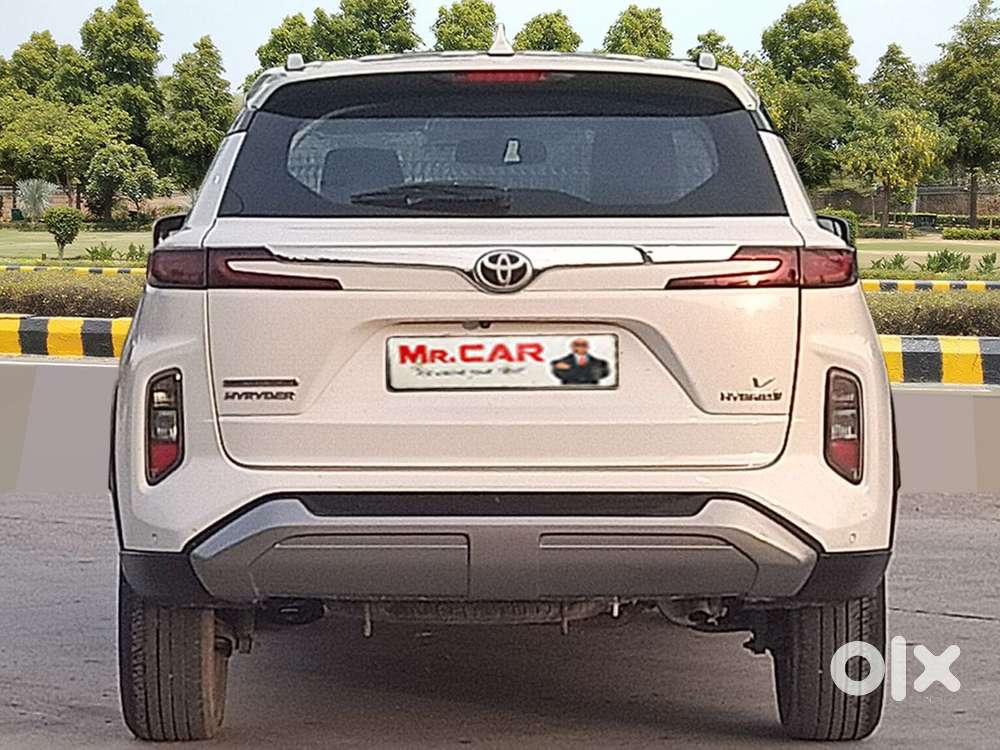 Toyota Urban Cruiser Hyryder 1.5 V Hybrid, 2023, Petrol