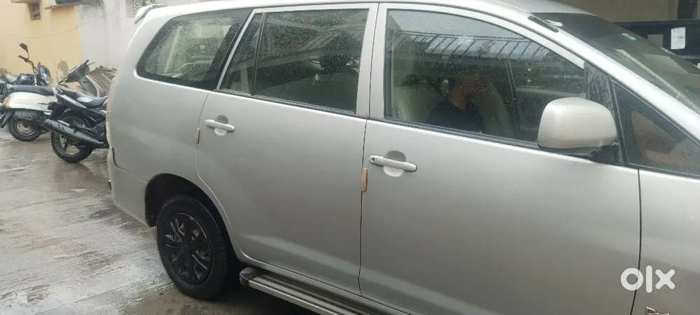 Toyota Innova Diesel 2011 Car