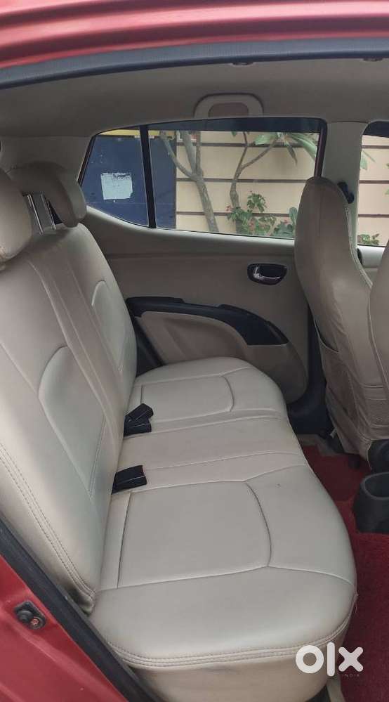 Hyundai I10 Sportz At, 2011, Petrol