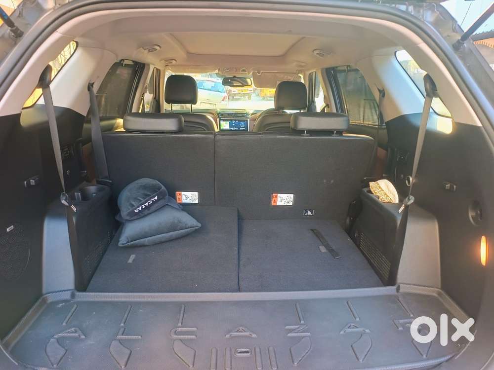 Hyundai Alcazar 2.0 Signature (o) Petrol At 7 Str, 2022, Petrol
