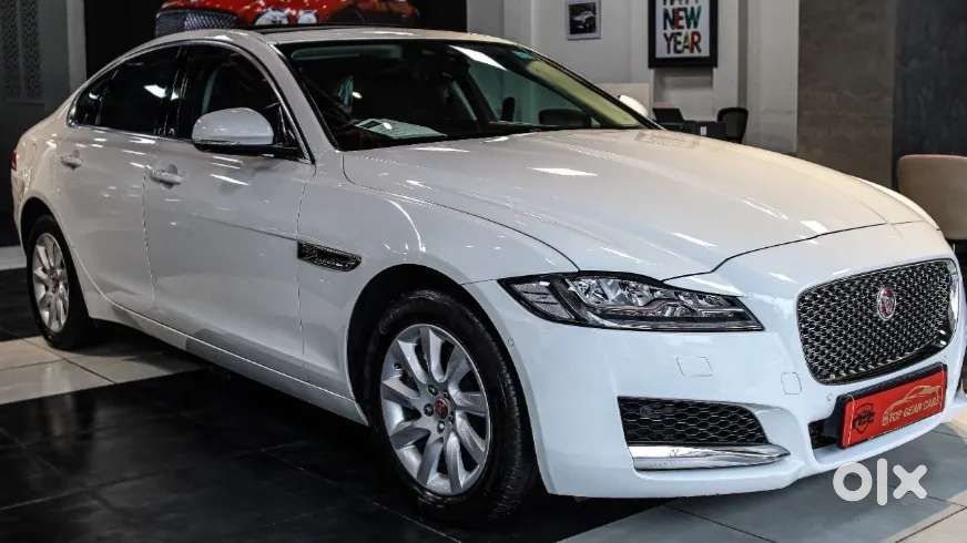 Jaguar Xf, 2019, Petrol