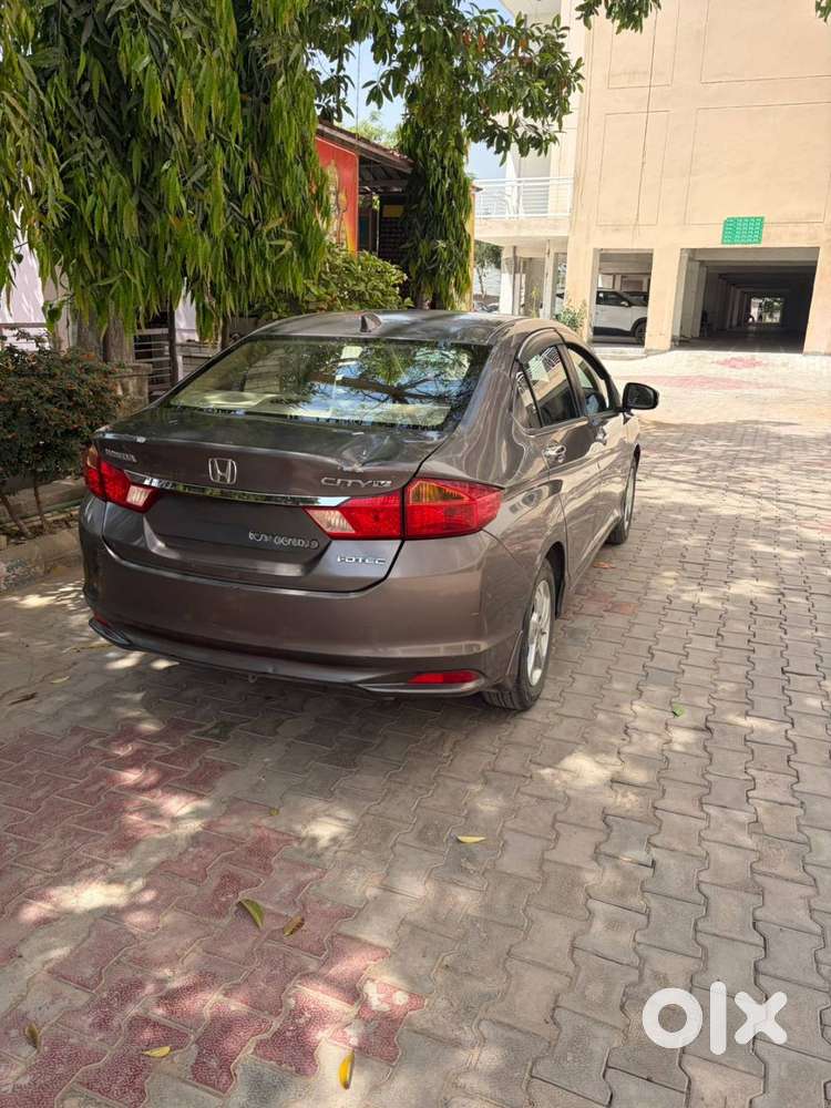 Honda City 2015 Diesel Well Maintained