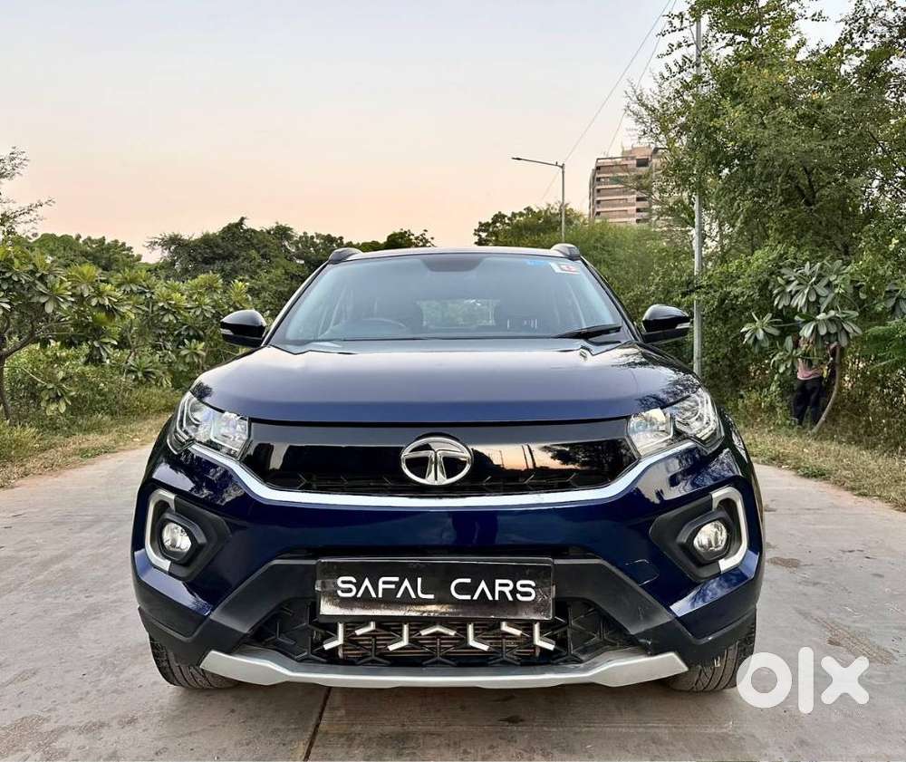 Tata Nexon 1.2 Revotron Xza Plus Hs Dual Tone, 2022, Cng & Hybrids