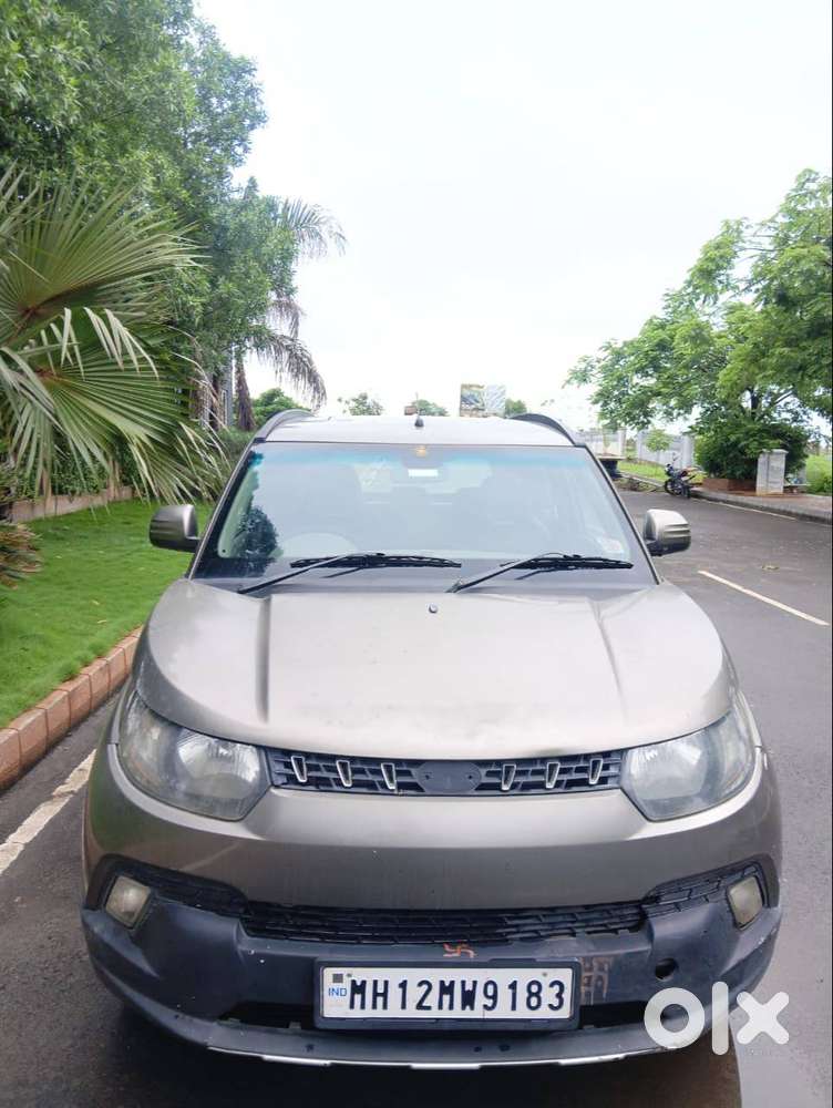 Mahindra Kuv 100 K8