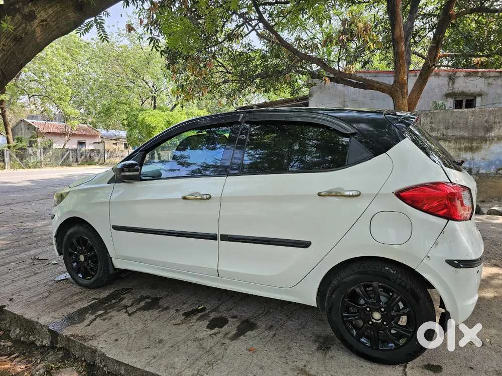 Tata Tiago 2017 Petrol 41500 Km Driven  Good Condition