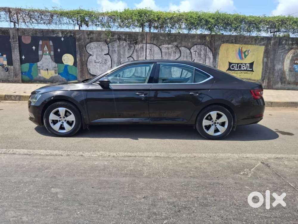 Skoda Superb [ ] 1.8 Style Tsi At, 2018, Petrol