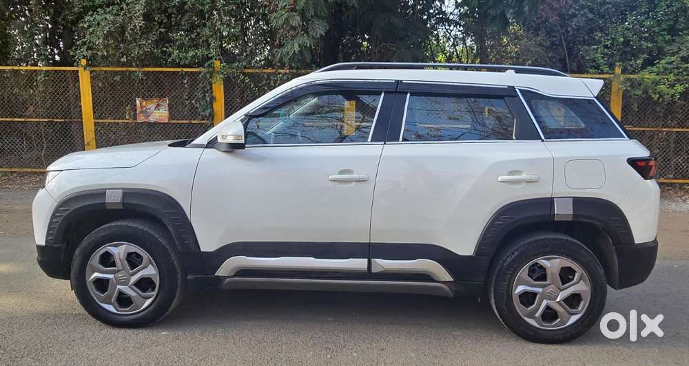 Maruti Suzuki Brezza 1.5 Lxi Cng, 2023, Cng & Hybrids