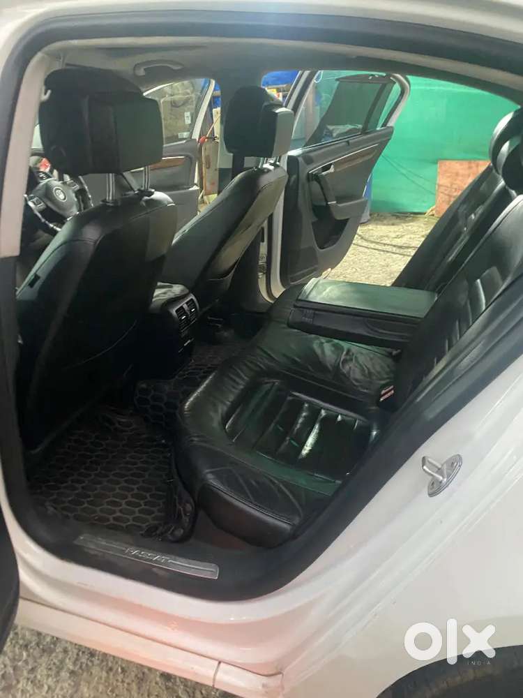 Volkswagen Passat 2012 Diesel Variant2.0tdi