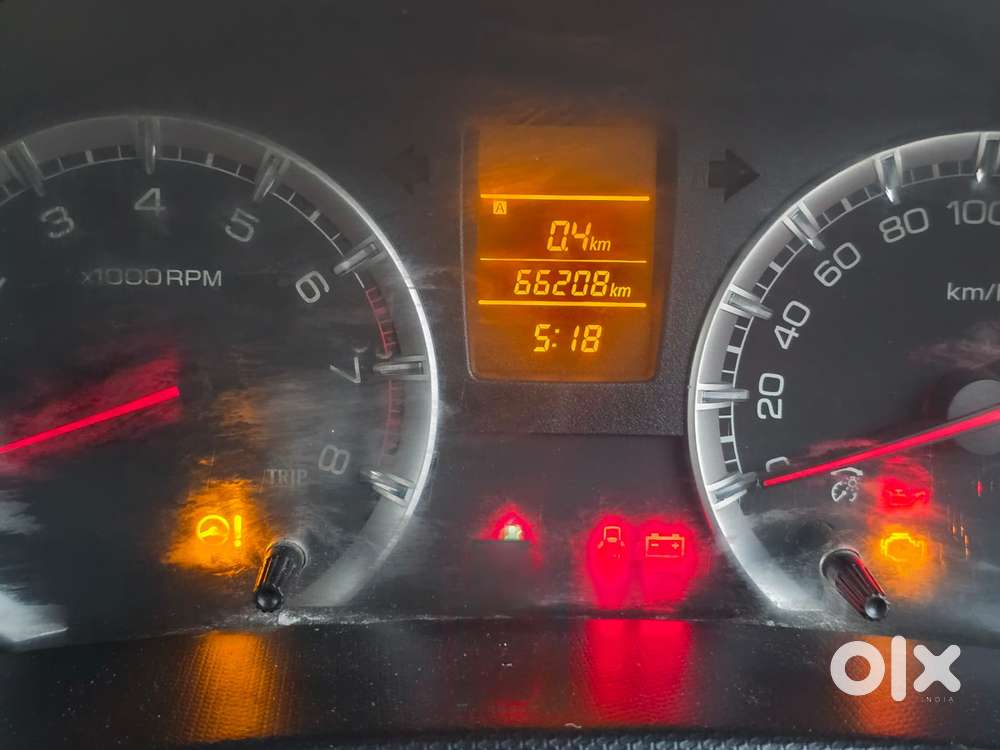 Maruti Suzuki Swift Dzire 1.2 Vxi Bsiv, 2014, Petrol