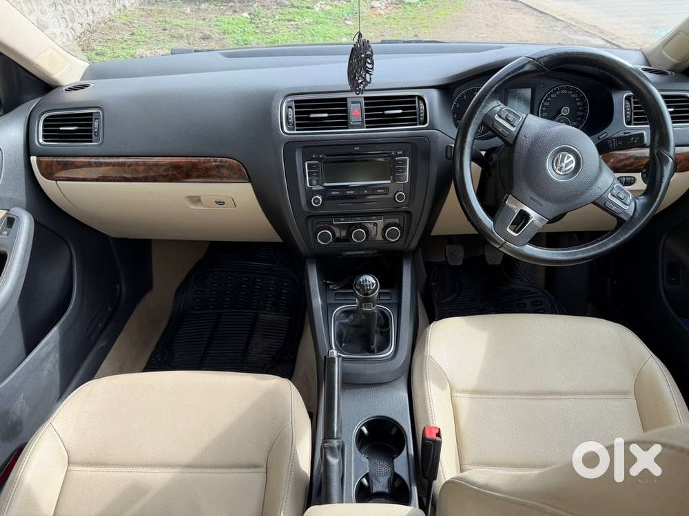 Volkswagen Jetta Petrol Manual 2012
