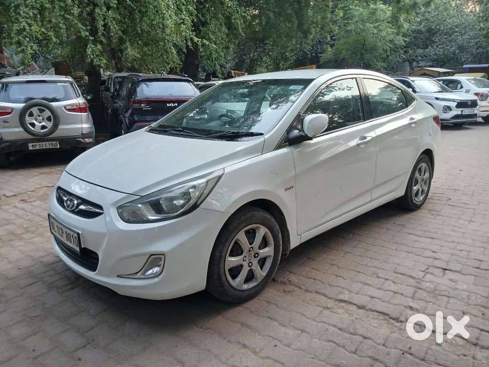 Hyundai Verna 2013 Petrol 68000 Km Driven