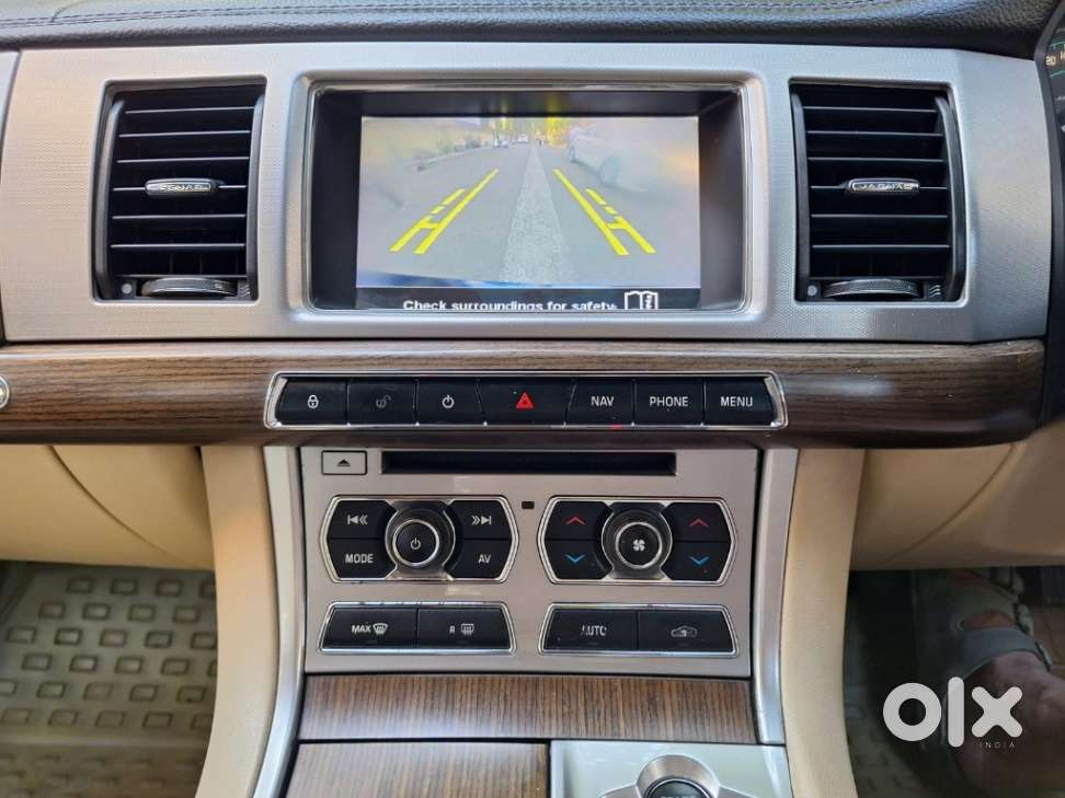 Jaguar Xf Petrol 2.0, 2015, Petrol