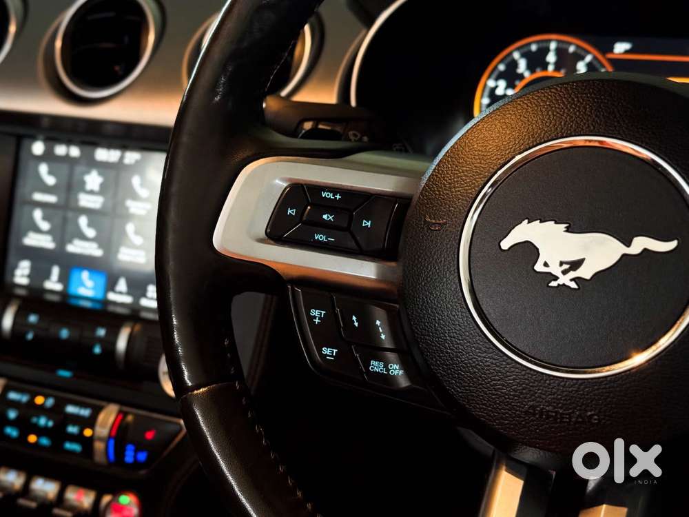 Ford Mustang V8, 2020, Petrol