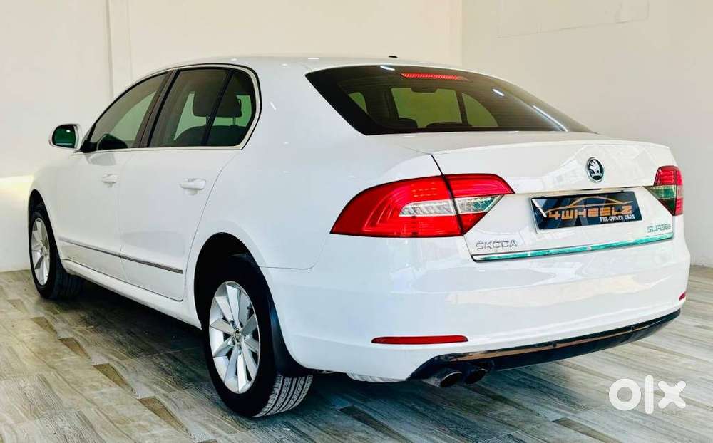 Skoda Superb 2013-2015 Elegance 2.0 Tdi Cr At, 2015, Diesel