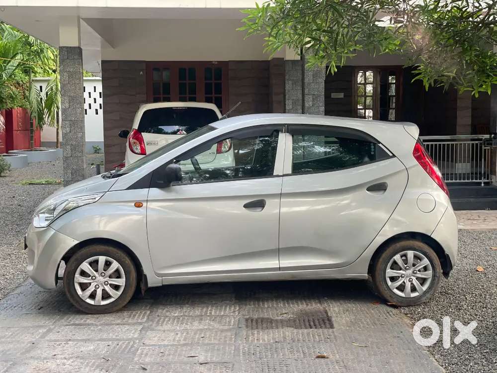 Hyundai Eon 2011 Petrol Well Maintained