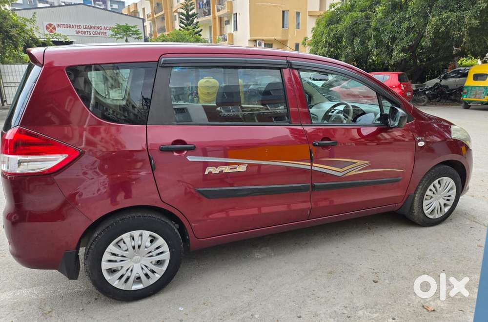 Maruti Suzuki Ertiga 2012-2015 Lxi, 2013, Petrol