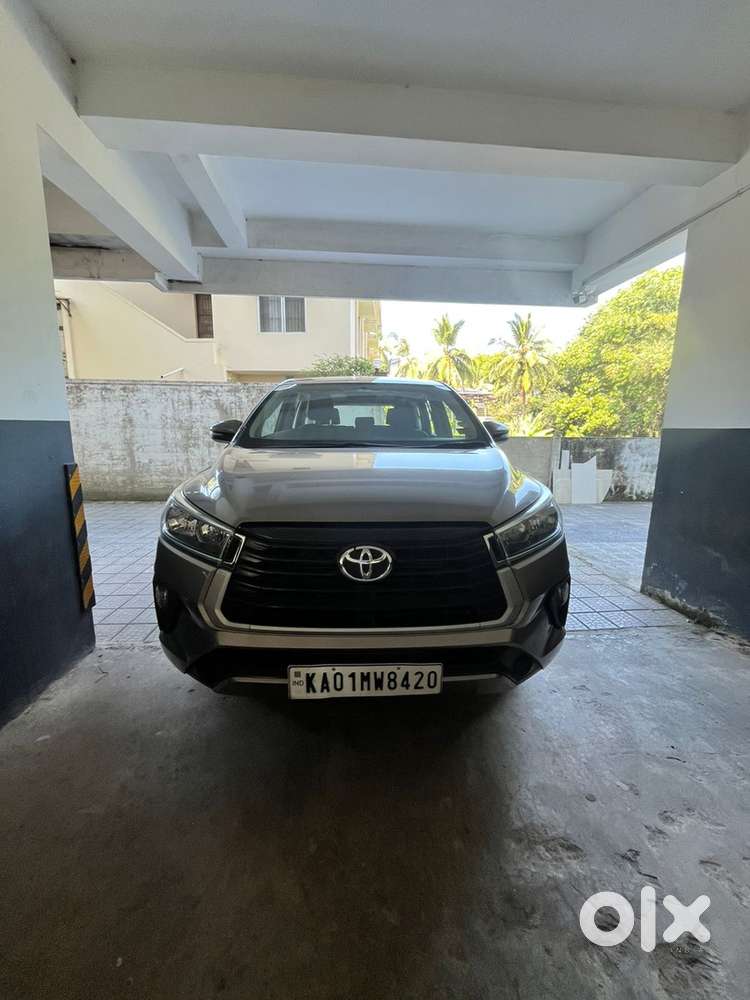 Toyota Innova Crysta 2022 Diesel 42000 Km Driven