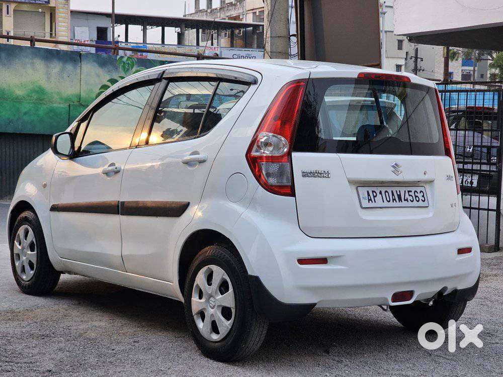 Maruti Suzuki Ritz Genus Vxi, 2010, Petrol