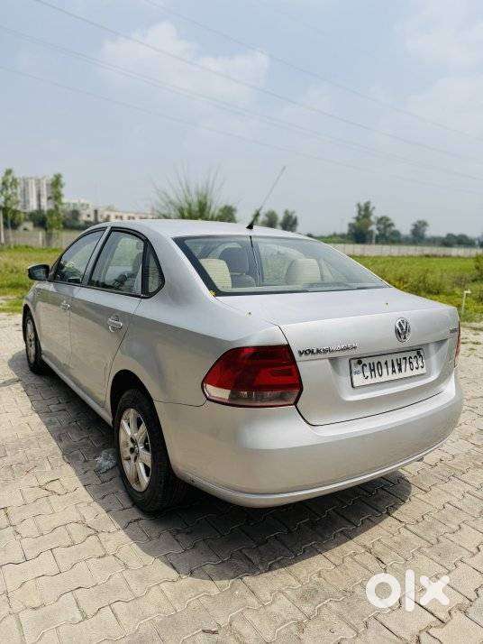 Volkswagen Vento 1.0 Highline Plus, 2014, Petrol