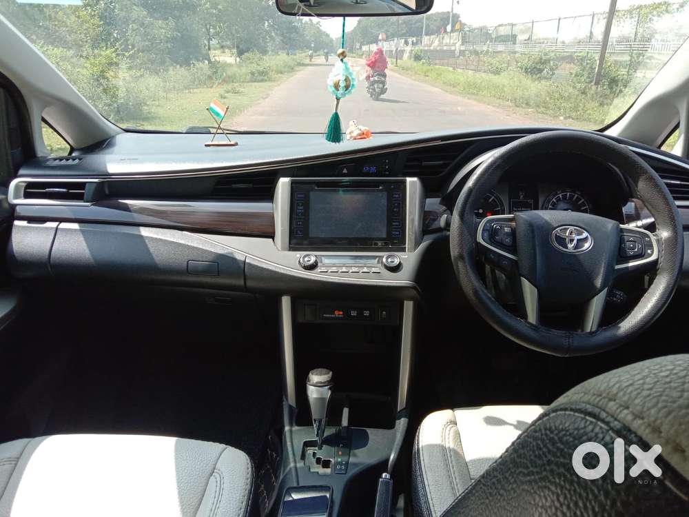 Toyota Innova Crysta 2.8 Z, 2017, Diesel