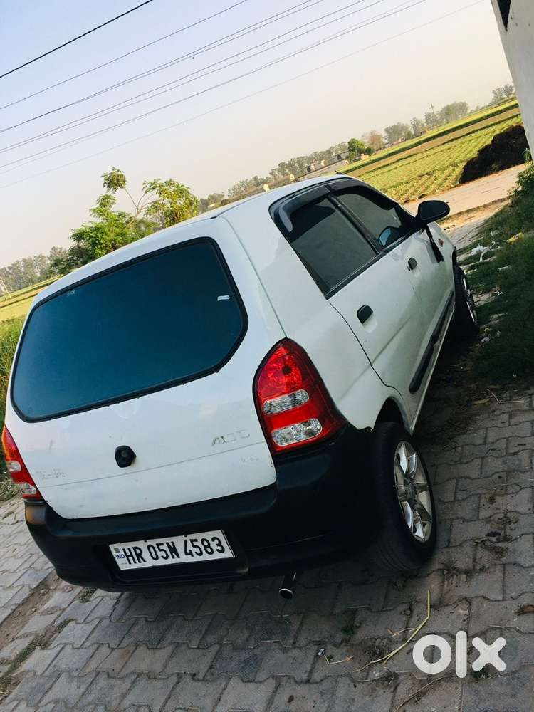 2028 Maruti Suzuki Petrol Manual Car