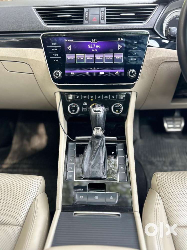 Skoda Superb L&k 1.8 Tsi At, 2019, Petrol