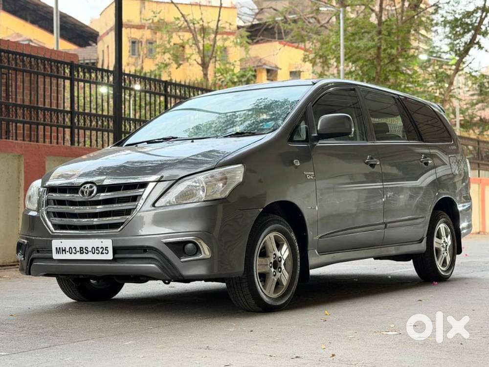 Toyota Innova 2.5 G (diesel) 8 Seater Bs Iv, 2014, Diesel