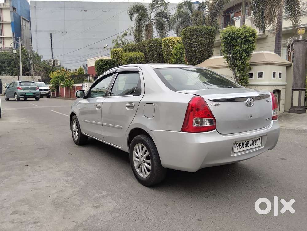 Toyota Etios 2010-2012 G, 2011, Petrol