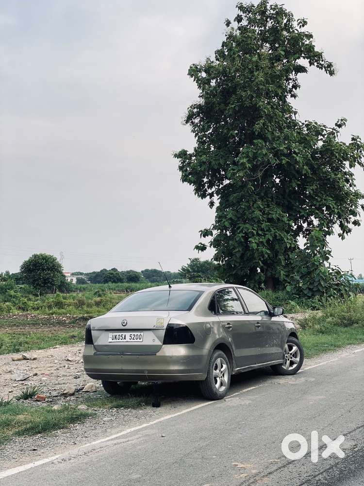 Skoda Rapid 2012