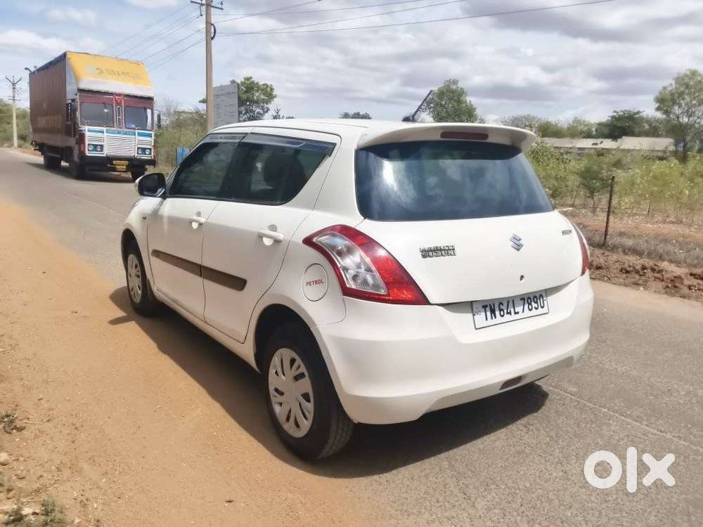 Maruti Suzuki Swift Vxi With Abs, 2016, Petrol