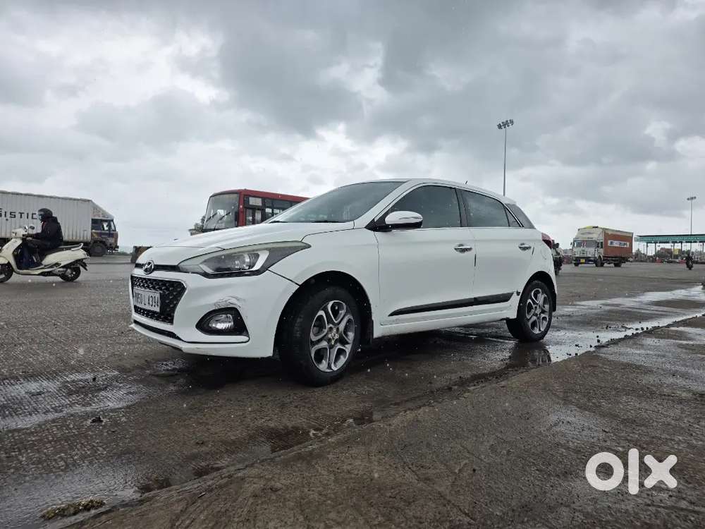 Hyundai I20 Top Model With 6 Airbags