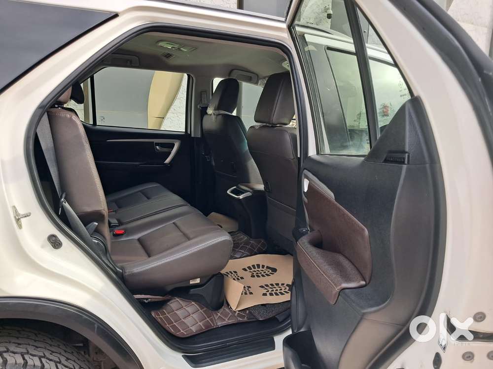 Toyota Fortuner 4x2 At 2.8 Diesel, 2019, Diesel