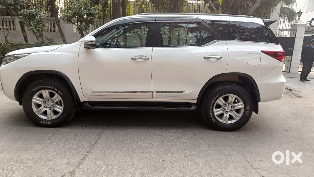Toyota Fortuner [2021-ongoing] 2.7 4wd Petrol At, 2016, Petrol