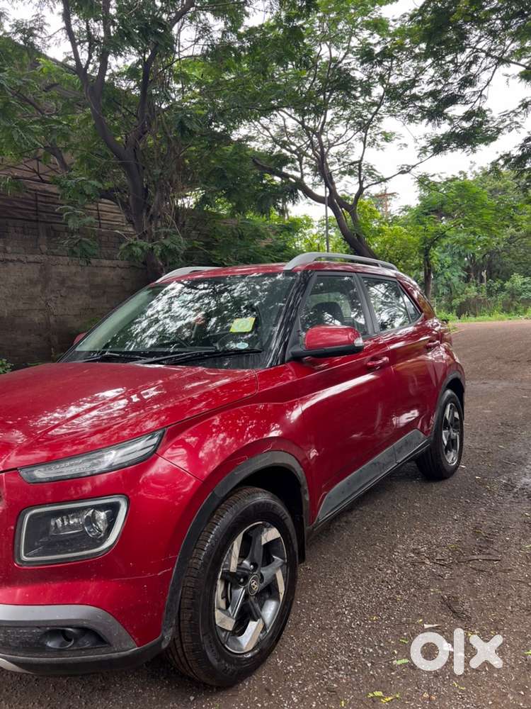 Hyundai Venue 2019 Petrol Well Maintained