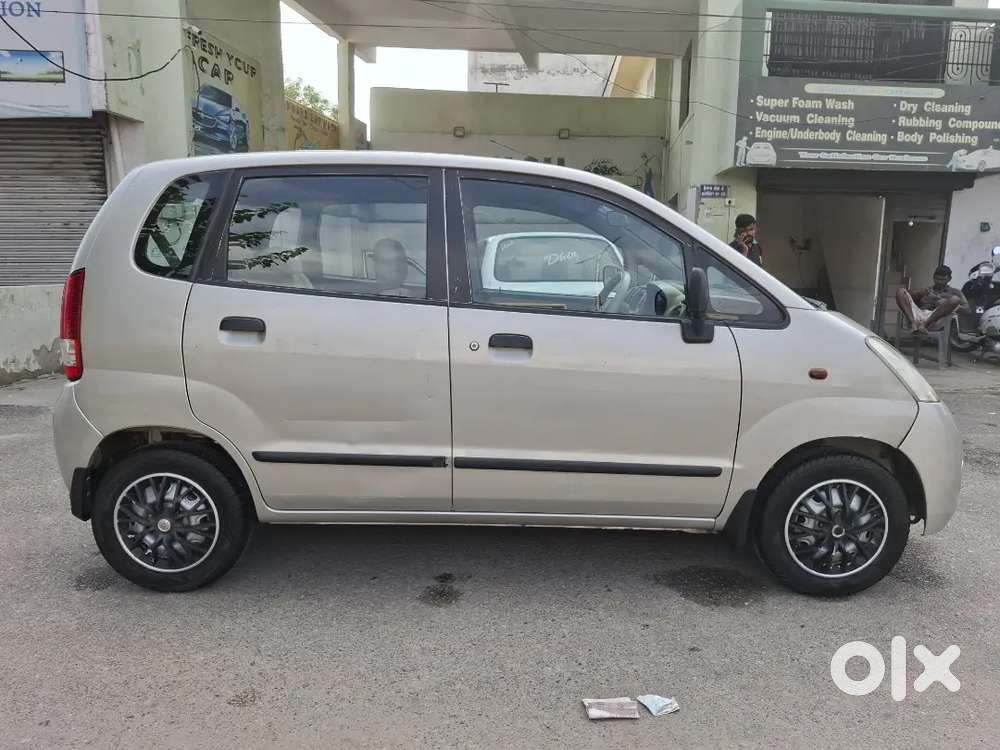 Maruti Suzuki Estilo Lxi Petrol Manual 2007