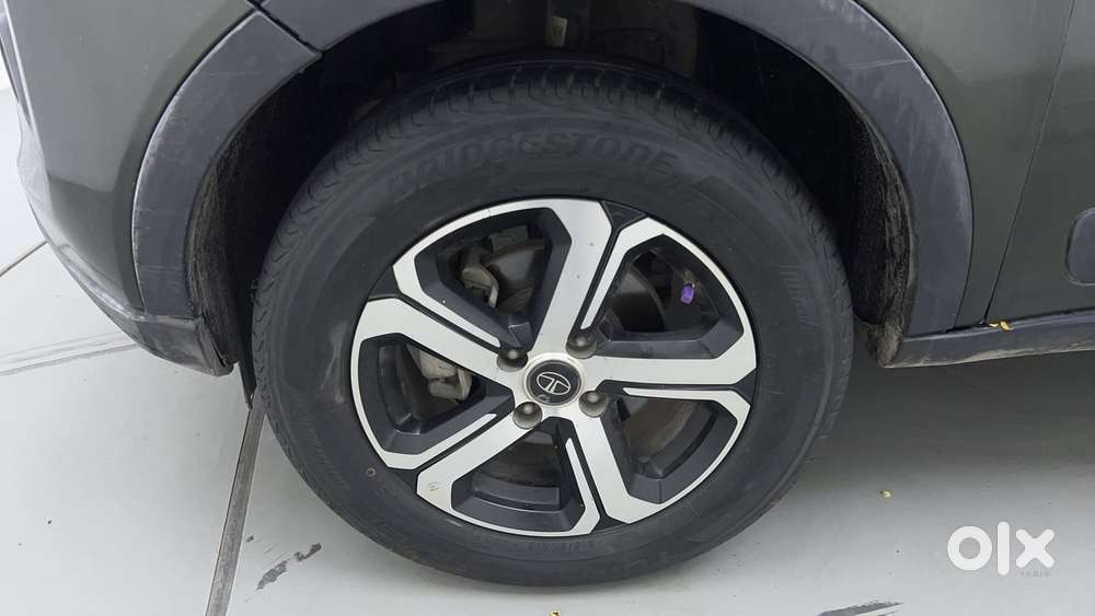 Tata Nexon 1.2 Revotron Xza Plus (o), 2021, Petrol